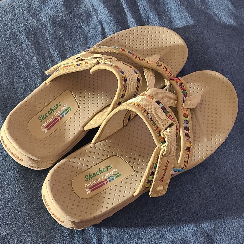 Skechers Women's Reggae Mad Swag Sandals  Size 10 Toe‎ Loop Flip Flops - Picture 3 of 7